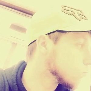 Meet your Posher, Troy